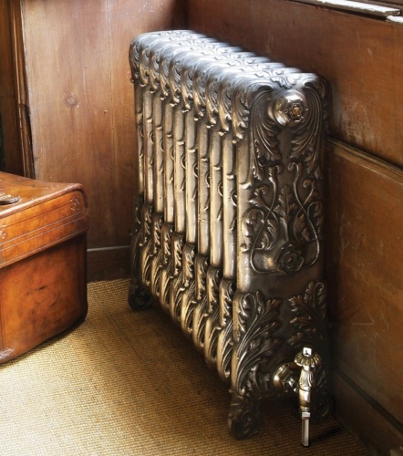 Chelsea Cast Iron Radiator 675mm